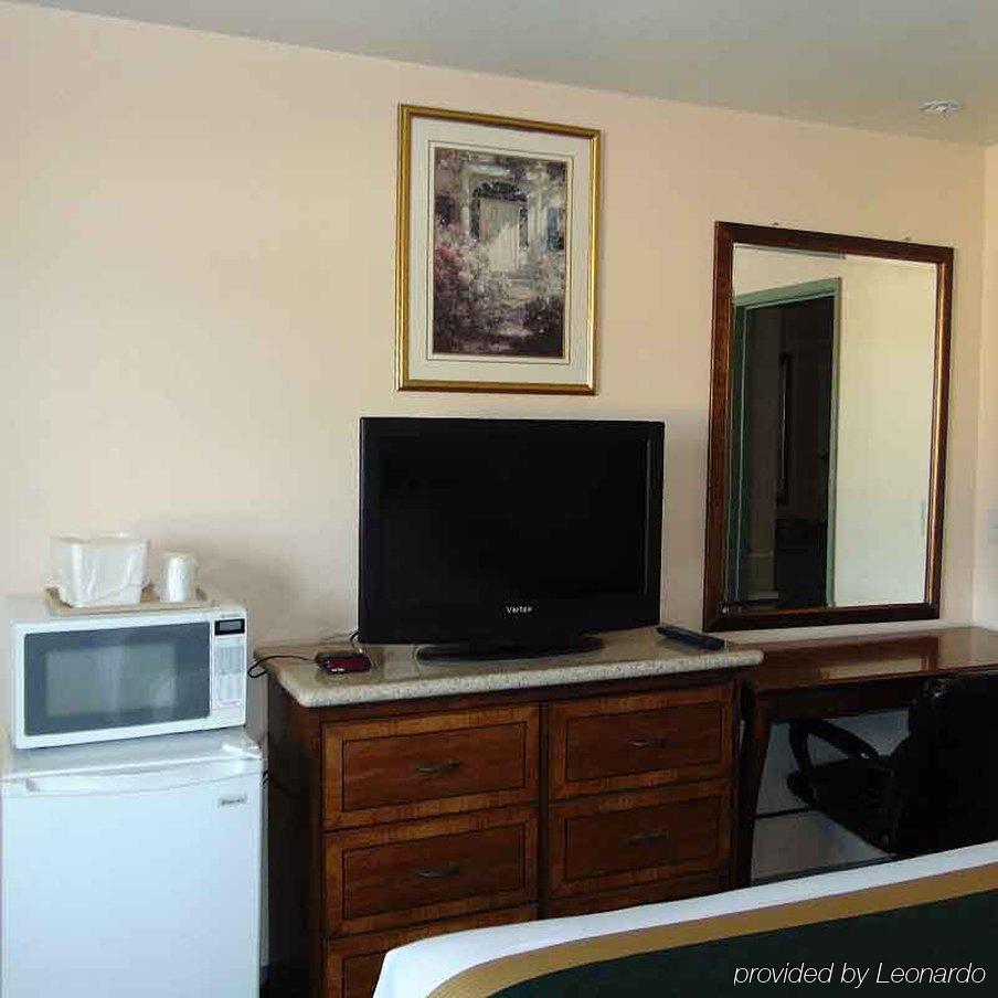 Corcoran Country Inn Esterno foto